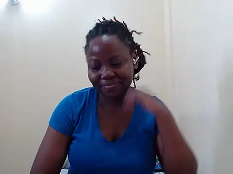 Snapshot of traper_1 chatting on 11/25/25, 05:51 traper 1 online show from 11/25/25, 05:51