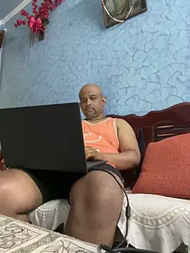 Dick 6inches online show from 03/18/26, 03:04