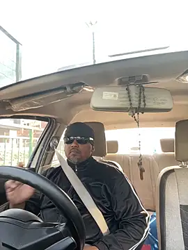 Dick 6inches online show from 04/07/26, 02:23