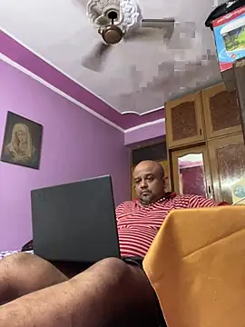 Snapshot of Dick_6inches chatting on 06/20/26, 10:51 Dick 6inches online show from 06/20/26, 10:51