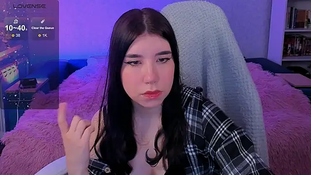 kellyharris online show from 12/12/24, 03:37