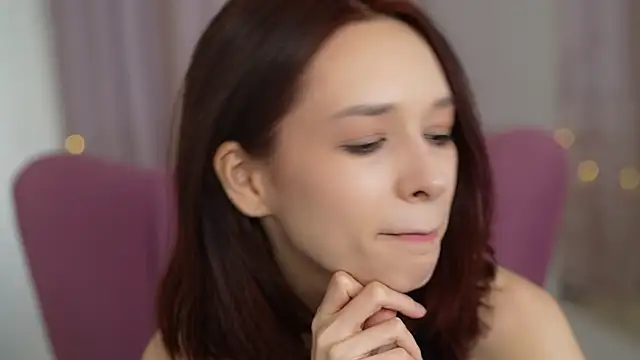 VivianLy  online show from 03/13/25, 11:19