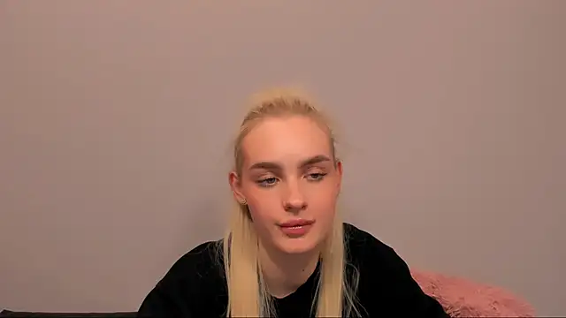 OliviaKisss online show from 02/21/26, 05:58