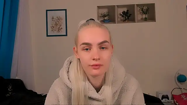 OliviaKisss online show from 04/25/26, 01:25