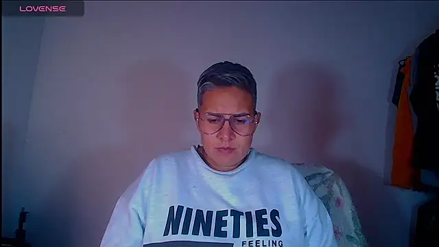 Snapshot of Yessi_rousse chatting on 11/26/25, 07:26 Yessi rousse online show from 11/26/25, 07:26