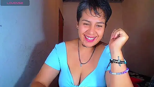 Snapshot of Yessi_rousse chatting on 07/13/26, 11:02 Yessi rousse online show from 07/13/26, 11:02
