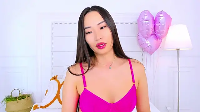 NaomiYuu online show from 02/26/26, 02:43