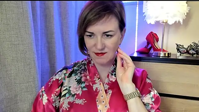 feliziaDesire online show from 09/27/25, 04:23