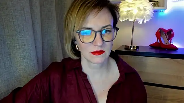 feliziaDesire online show from 10/21/25, 01:01