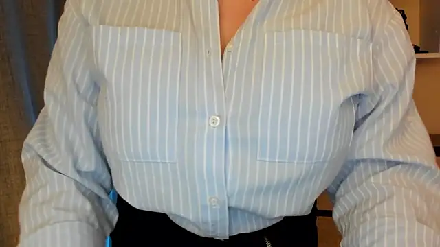 feliziaDesire online show from 03/23/26, 12:53