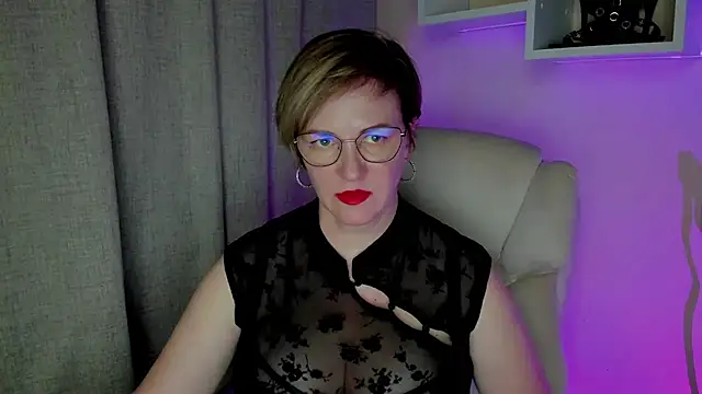 feliziaDesire online show from 07/14/26, 12:55
