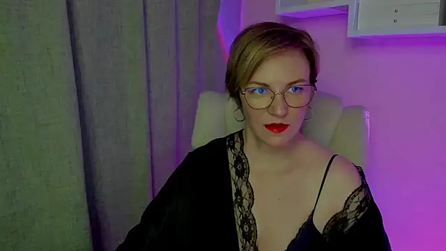 feliziaDesire online show from 08/04/26, 03:43