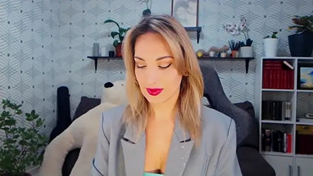 MillaXQueen online show from 02/04/26, 03:29