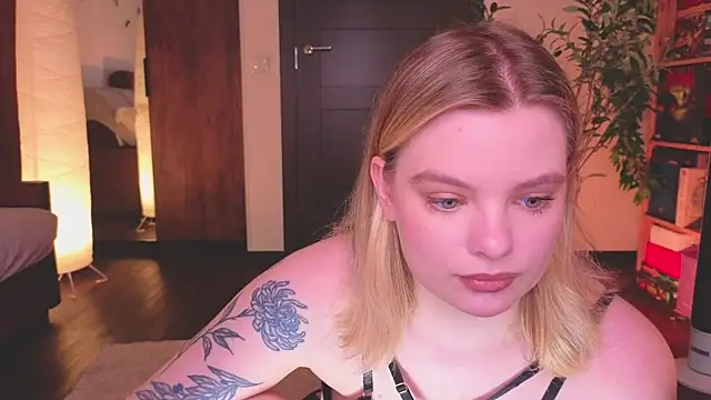 Snapshot of Hottie_Jane chatting on 07/03/26, 11:38 Hottie Jane online show from 07/03/26, 11:38
