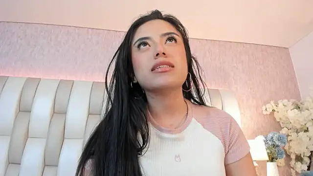 Rebeca jones online show from 02/11/25, 04:24