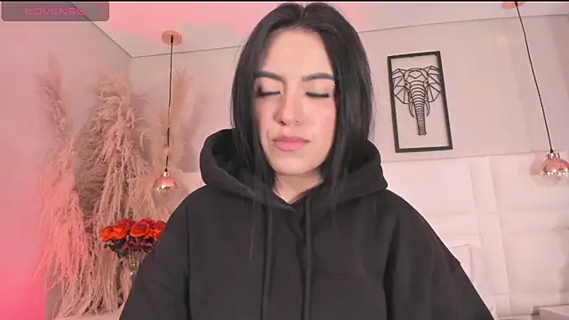 Rebeca jones online show from 09/10/25, 12:16