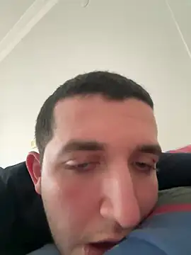 Snapshot of strange6696 chatting on 02/21/25, 10:28 strange6696 online show from 02/21/25, 10:28