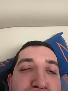 Snapshot of strange6696 chatting on 03/07/25, 11:07 strange6696 online show from 03/07/25, 11:07