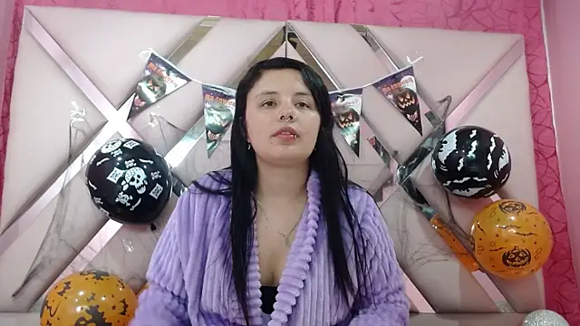 nathaly low1 online show from 10/09/25, 03:04