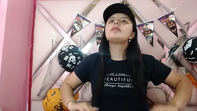 nathaly low1 online show from 10/21/25, 03:18