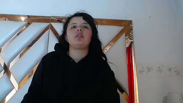 nathaly low1 online show from 04/10/26, 12:43