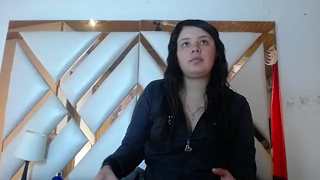 nathaly low1 online show from 05/15/26, 01:07