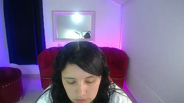 Snapshot of nathaly_low1 chatting on 07/01/26, 01:34 nathaly low1 online show from 07/01/26, 01:34