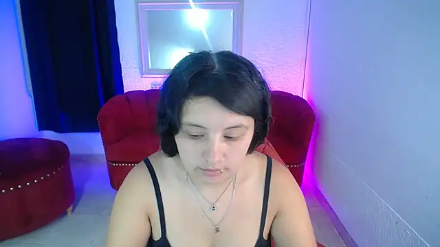 Snapshot of nathaly_low1 chatting on 07/02/26, 12:55 nathaly low1 online show from 07/02/26, 12:55