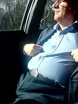 stiffandlubedxh online show from 12/01/25, 09:42