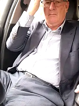 stiffandlubedxh online show from 01/13/26, 08:58