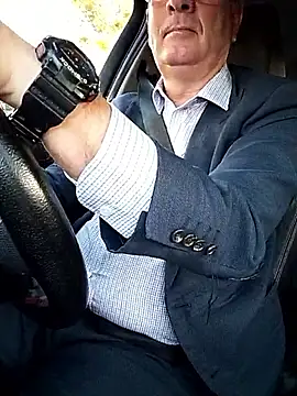 stiffandlubedxh online show from 04/15/26, 09:15