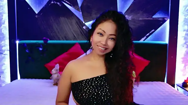 ElyaQuinn online show from 04/03/26, 06:00