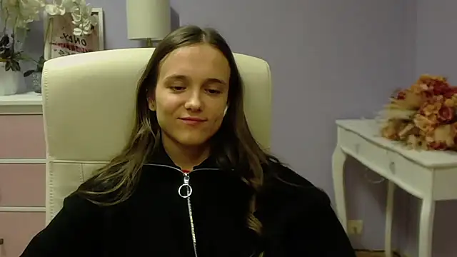 Snapshot of dirtyxEmily chatting on 01/07/25, 10:54 dirtyxEmily online show from 01/07/25, 10:54