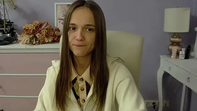 Snapshot of dirtyxEmily chatting on 09/30/25, 06:29 dirtyxEmily online show from 09/30/25, 06:29