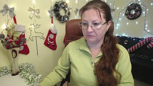 VanessaHotts online show from 12/05/25, 06:00