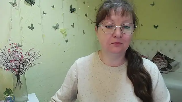 Snapshot of VanessaHotts chatting on 05/04/26, 05:03 VanessaHotts online show from 05/04/26, 05:03