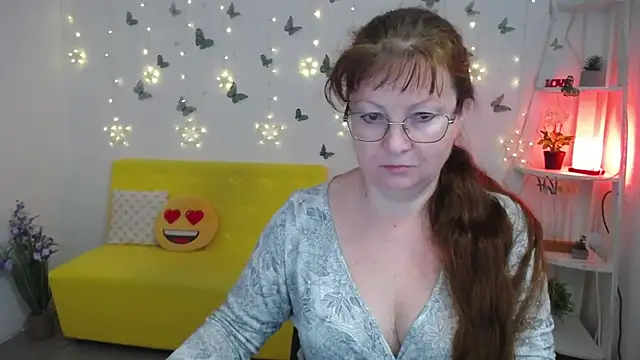 Snapshot of VanessaHotts chatting on 05/11/26, 05:02 VanessaHotts online show from 05/11/26, 05:02