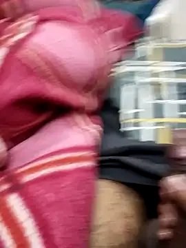 Snapshot of Sanny212 chatting on 02/05/25, 10:41 Sanny212 online show from 02/05/25, 10:41