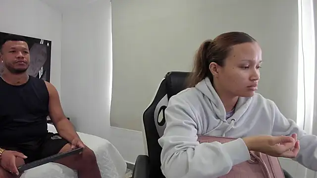 Snapshot of AnnieAndStefan chatting on 02/15/26, 01:52 AnnieAndStefan online show from 02/15/26, 01:52