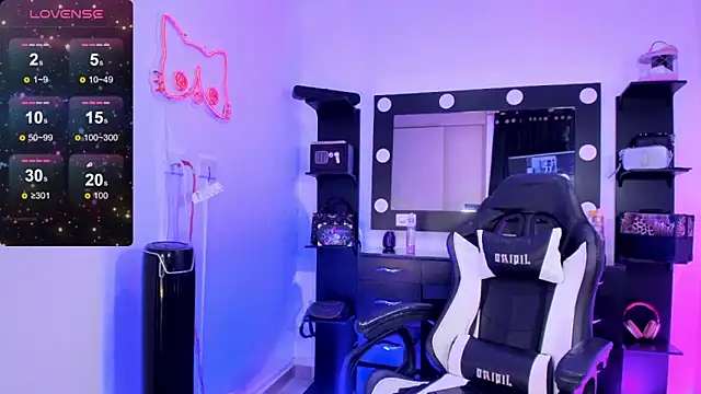 miss kitty online show from 12/20/24, 01:25