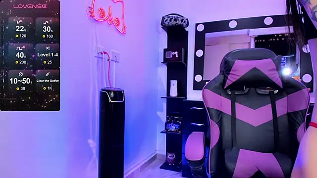 miss kitty online show from 09/14/25, 11:59