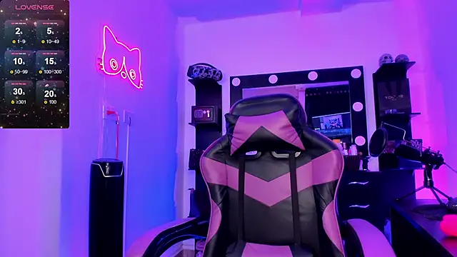 miss kitty online show from 04/01/26, 12:22