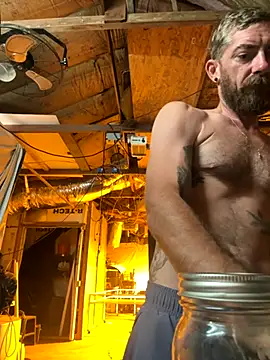 Snapshot of mandjpuff2 chatting on 09/10/25, 09:48 mandjpuff2 online show from 09/10/25, 09:48