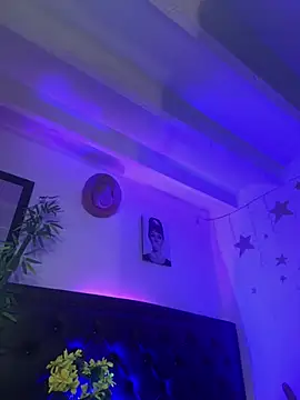 lonely shewolf online show from 02/26/26, 03:44