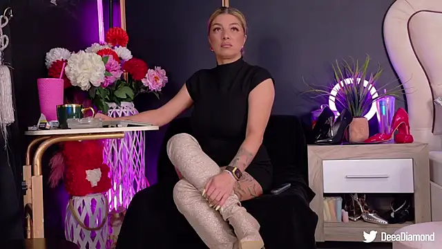 Snapshot of DeeaDiamondd chatting on 09/15/25, 08:20 DeeaDiamondd online show from 09/15/25, 08:20