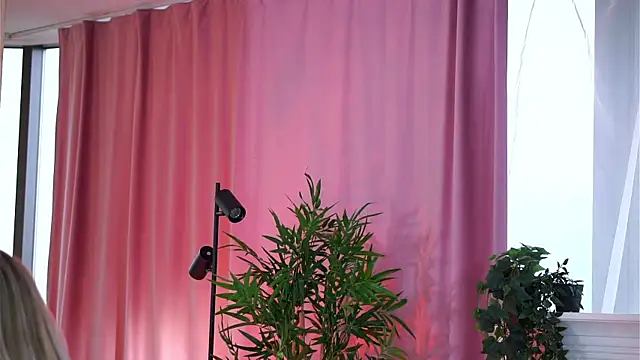 ArtTeasee online show from 12/27/24, 08:24