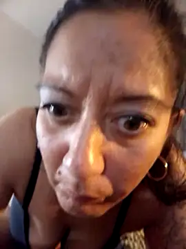 Snapshot of AnyaBest chatting on 01/02/25, 02:13 AnyaBest online show from 01/02/25, 02:13