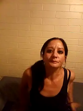 Snapshot of AnyaBest chatting on 02/07/25, 10:40 AnyaBest online show from 02/07/25, 10:40