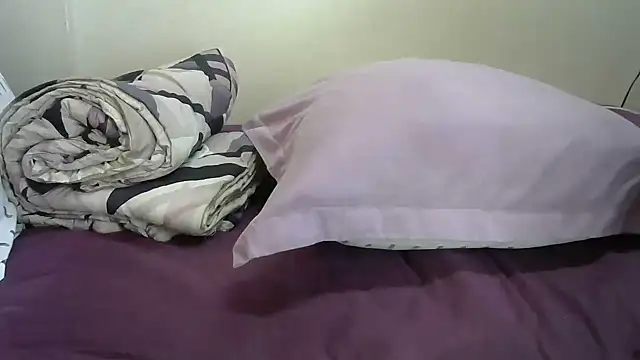 AddictiveAssCurves online show from 10/21/25, 09:43