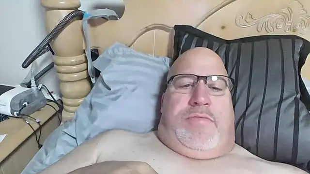 Bigbear0563 online show from 11/24/25, 04:07